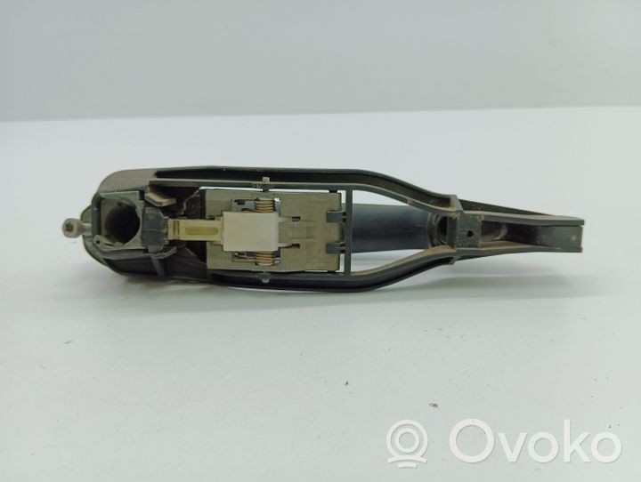 BMW 3 E46 Maniglia esterna per portiera anteriore 8216121