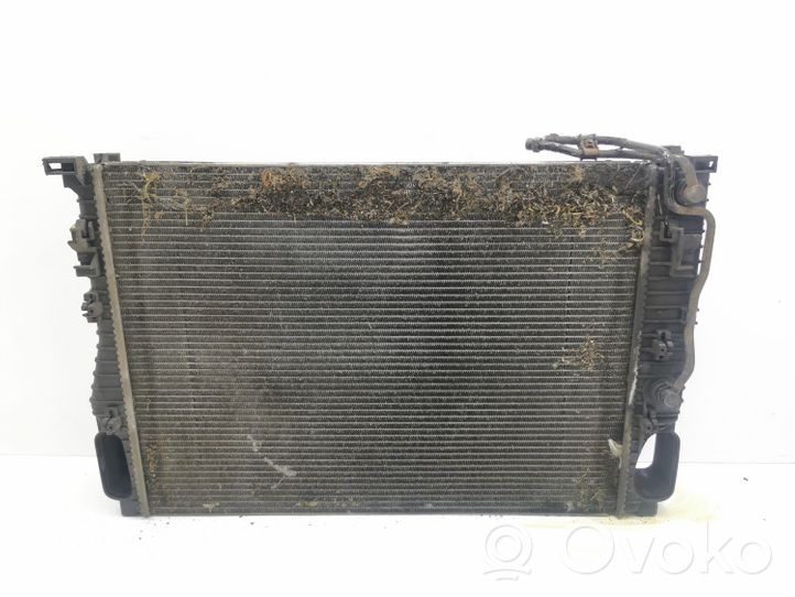 Mercedes-Benz CLS C219 Radiateur de refroidissement A2115003402