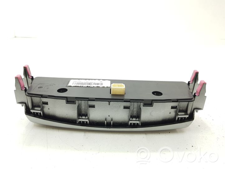 Toyota Avensis T270 Panel klimatyzacji 5590005540