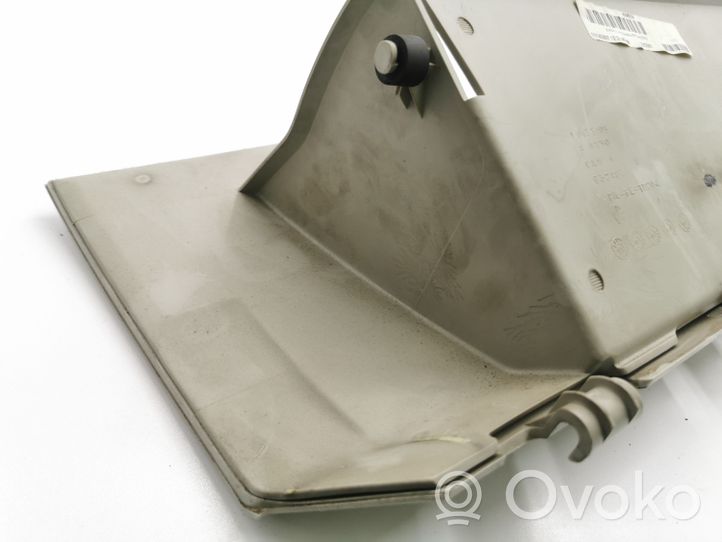 Chrysler Voyager Glove box C313301