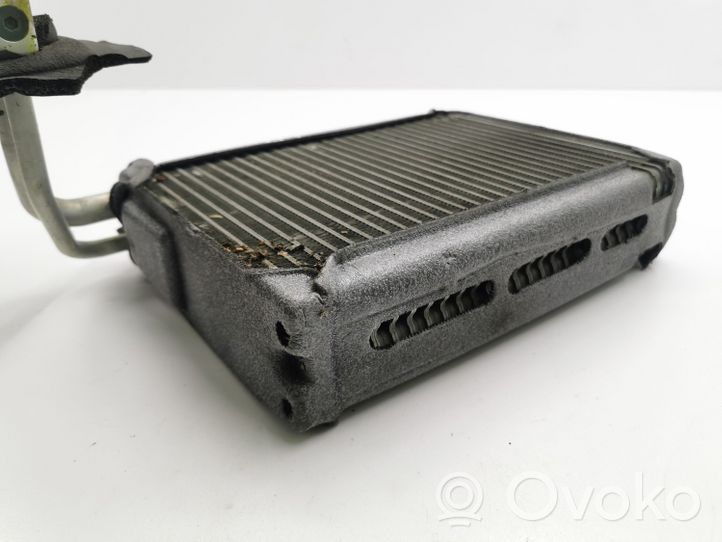 Chrysler Voyager Condenseur de climatisation R7787001