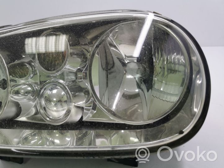 Volkswagen Golf IV Priekinis žibintas 15014500
