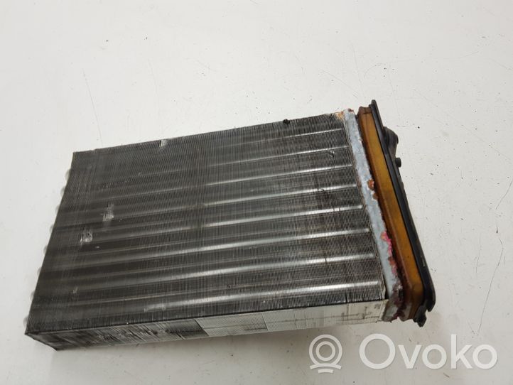 Volkswagen Golf IV Radiateur de chauffage 1H1819031A