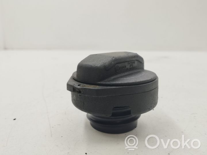 Volkswagen PASSAT B5.5 Fuel tank filler cap 1J0201553C