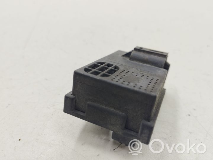 Opel Antara Sensore temperatura interna 20963881