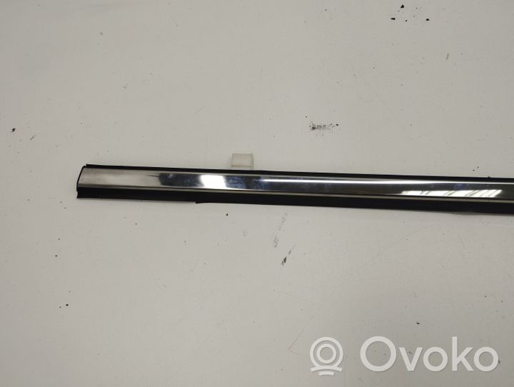 Opel Antara Front door glass trim molding 