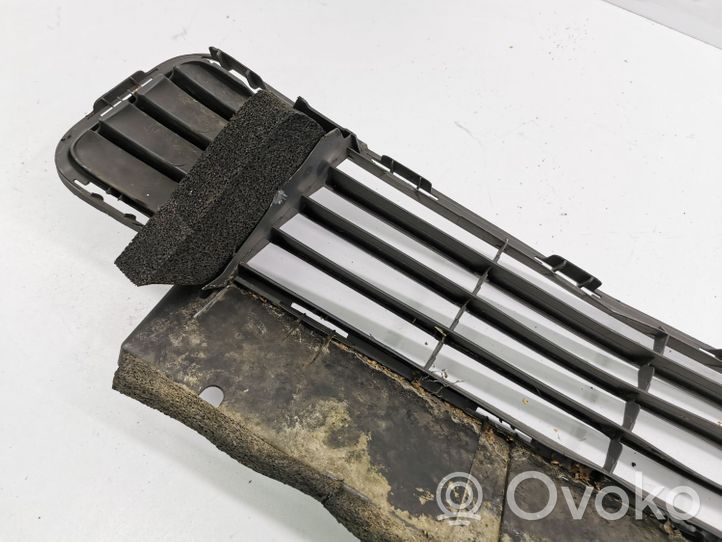 Toyota Prius (XW30) Unteres Gitter dreiteilig vorne 5311247040