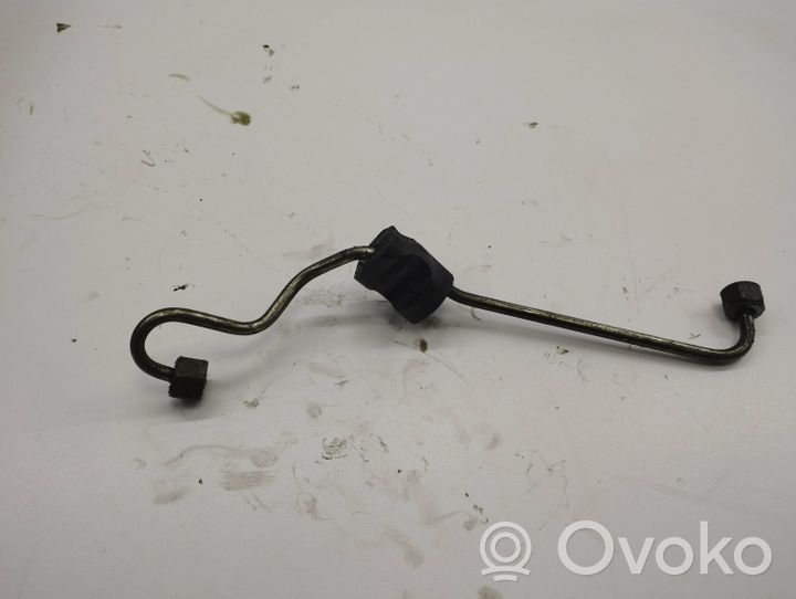 BMW X5 E53 Fuel injector supply line/pipe 