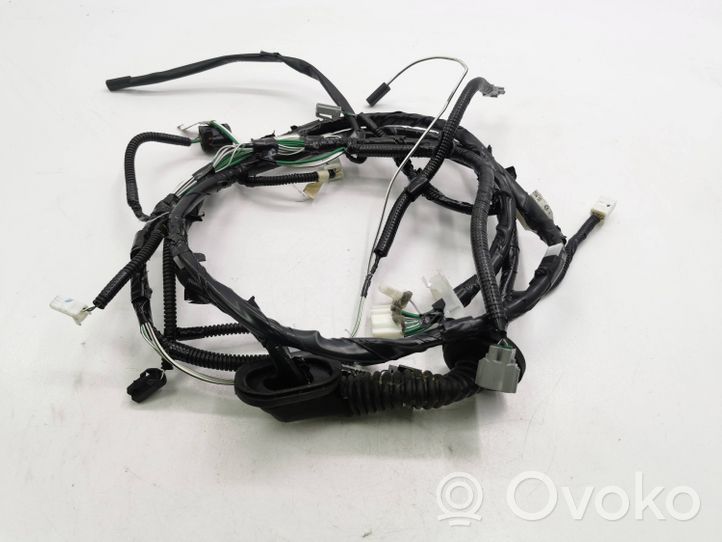 Toyota Auris E180 Cablaggio elettrico portellone/bagagliaio 8218402