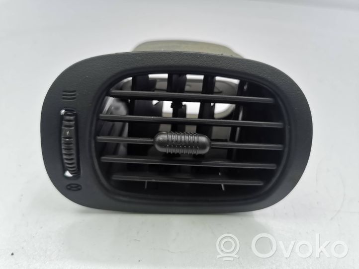 Chrysler Voyager Garniture, panneau de grille d'aération latérale 0SC91TRMAA