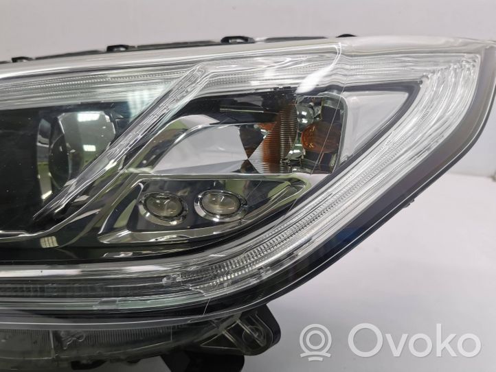 Honda CR-V Lampa przednia W2573