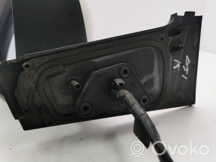 Toyota Yaris Manualne lusterko boczne drzwi przednich E8025614