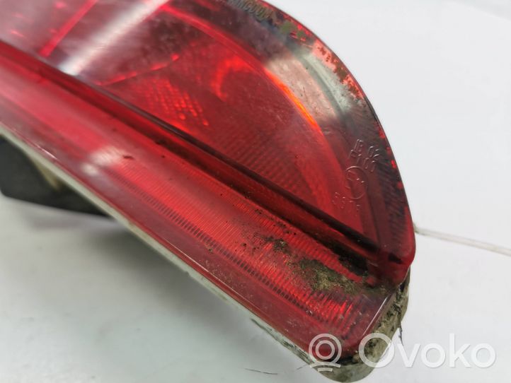 Honda CR-V Rear fog light 23617602