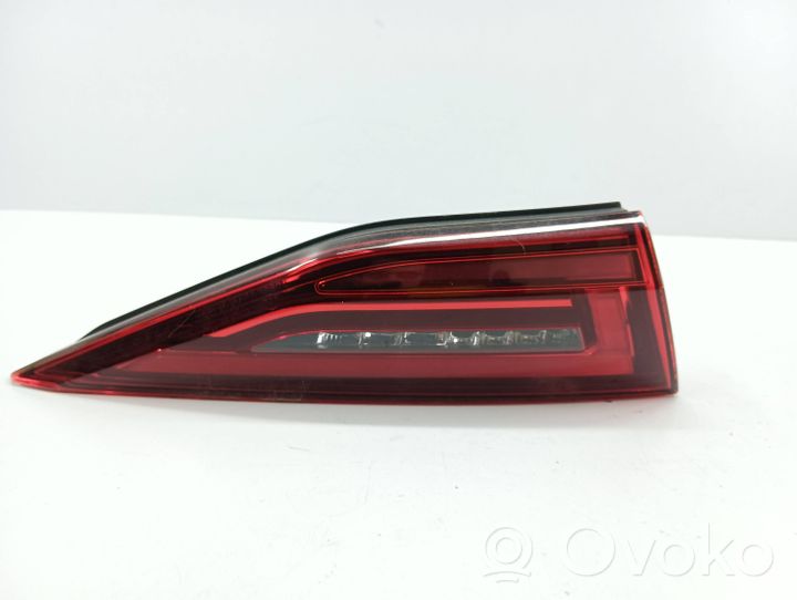 Audi A3 8Y Lampy tylnej klapy bagażnika 8Y0945307