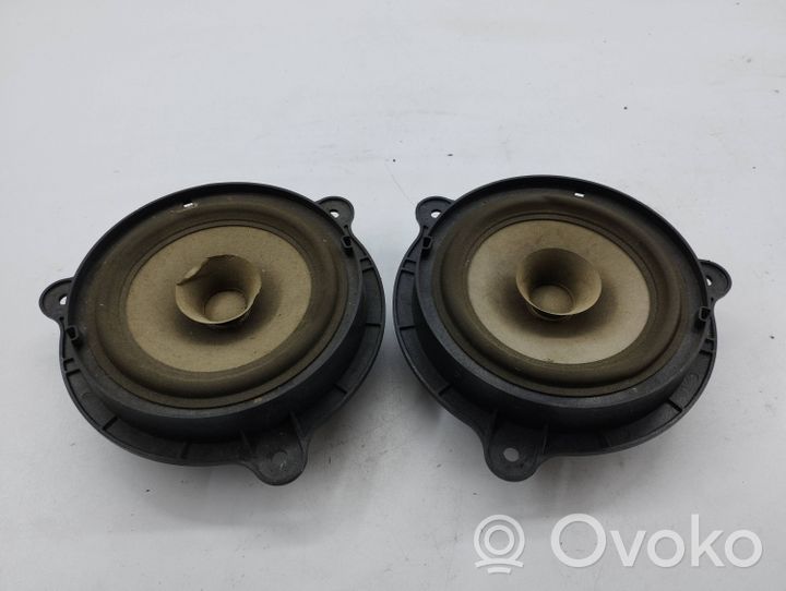 Nissan Qashqai Etuoven kaiutin 7606500454