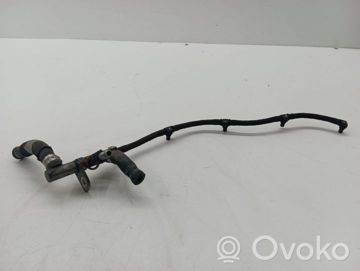 Opel Corsa D Manguera/tubo del retorno de combustible 