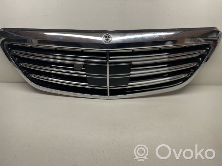 Mercedes-Benz S W222 Maskownica / Grill / Atrapa górna chłodnicy A2228802700