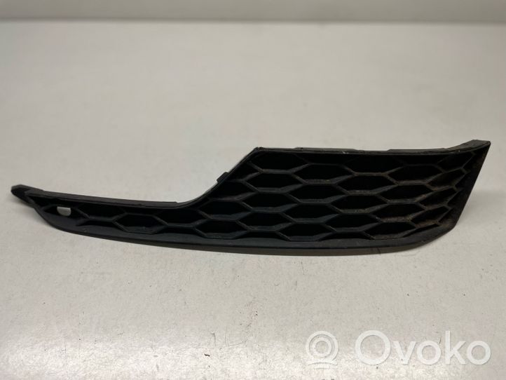 Audi A5 8T 8F Grille antibrouillard avant 8T0807681K