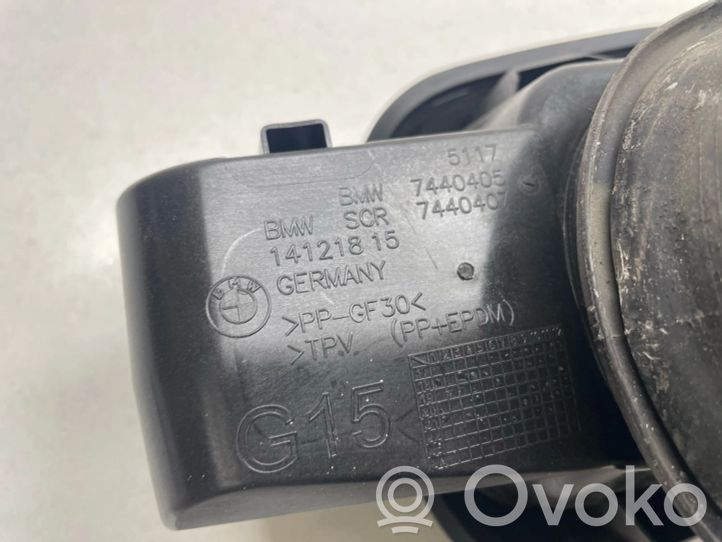 BMW 8 G15 Sportello del serbatoio del carburante 7440405