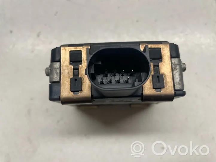 Audi A4 S4 B9 8W Distronic sensors - adaptīvās kruīza kontroles sensors 5Q0907572J