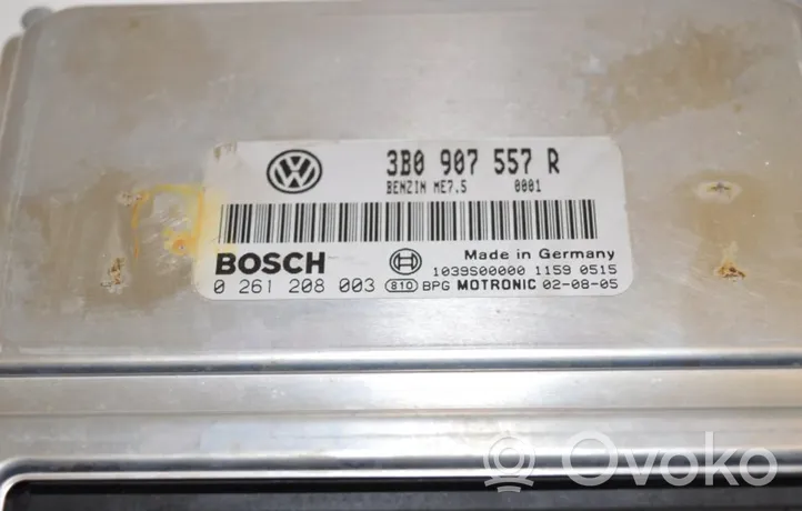 Volkswagen PASSAT B5.5 Calculateur moteur ECU 0261208003