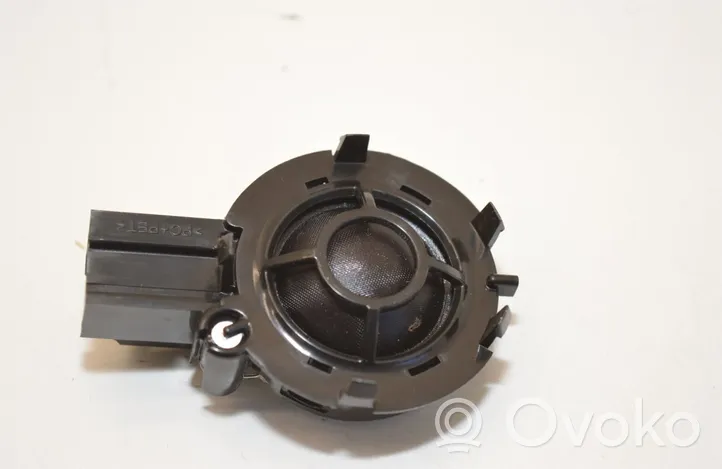 Volvo S40 Garsiakalbis (-iai) galinėse duryse 30775410