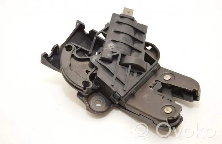 Audi A8 S8 D3 4E Blocco/chiusura/serratura del portellone posteriore/bagagliaio 4F5827505A