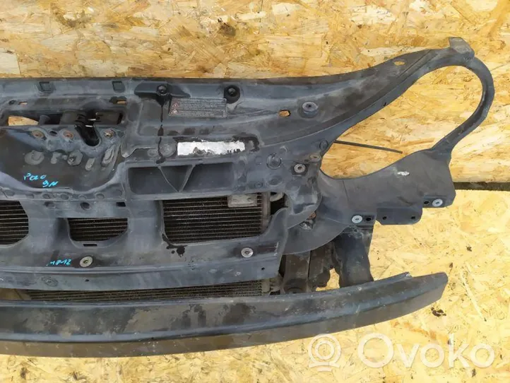 Volkswagen Polo IV 9N3 Pannello di supporto del radiatore 