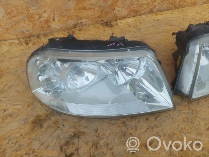 Volkswagen Sharan Headlights/headlamps set 
