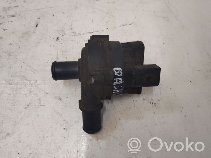 Nissan Qashqai+2 Pompe à eau de liquide de refroidissement 