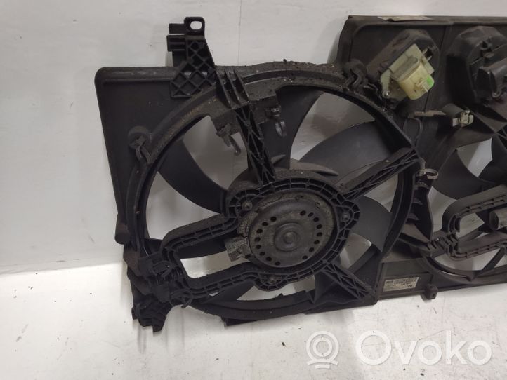 Opel Meriva B Elektrinis radiatorių ventiliatorius 13332666
