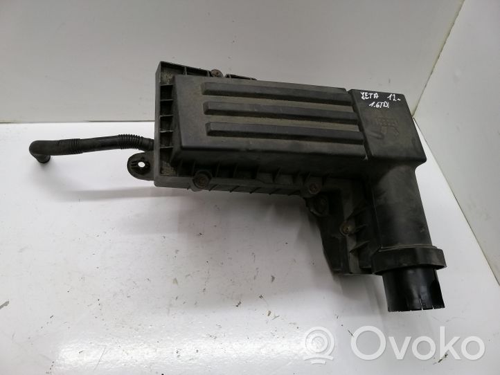 Volkswagen Jetta VI Scatola del filtro dell’aria 3C0121601CA