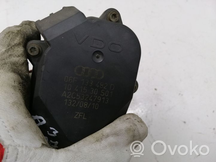 Audi A3 S3 A3 Sportback 8P Attuatore/motore della valvola del collettore di aspirazione 06F133482D