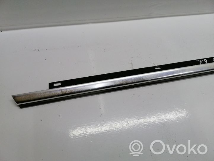 Audi A6 S6 C6 4F Moulures des vitres de la porte arrière 4F0853763C