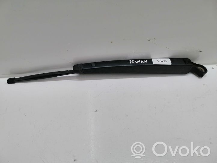 Volkswagen Touran II Rear wiper blade arm 