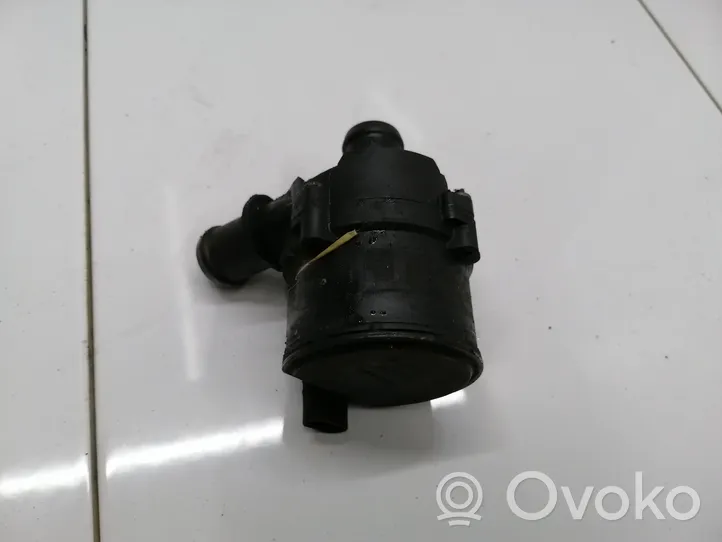 Audi A3 S3 8V Pompa elettrica dell’acqua/del refrigerante ausiliaria 5G0965567