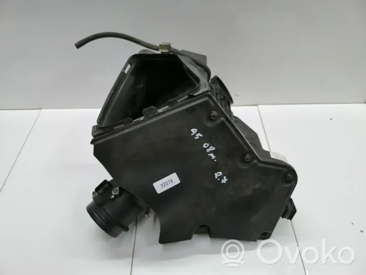 Audi A5 8T 8F Boîtier de filtre à air 8K0133835B