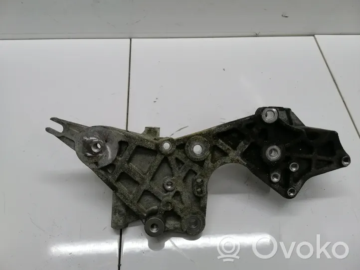 Audi A5 8T 8F Supporto della pompa del carburante 059130147P