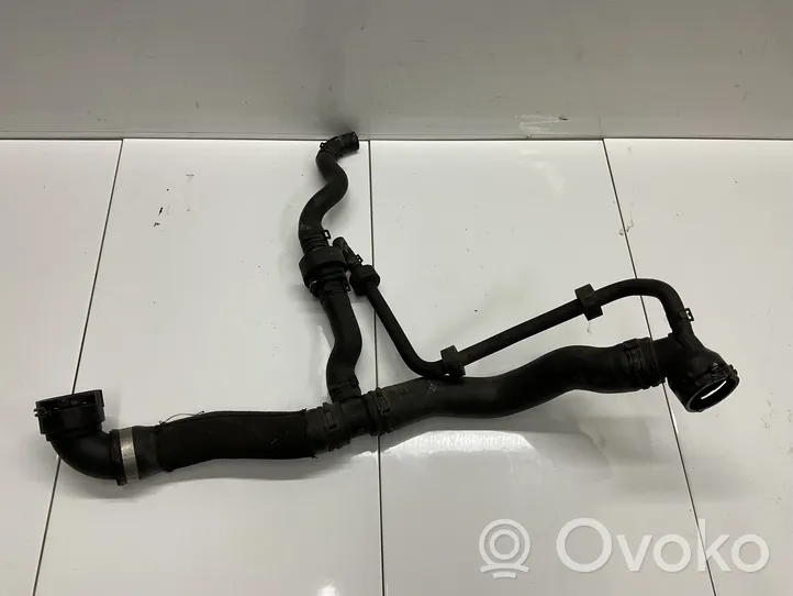 Volkswagen PASSAT CC Tubo flessibile del liquido di raffreddamento del motore 3C0122101GG