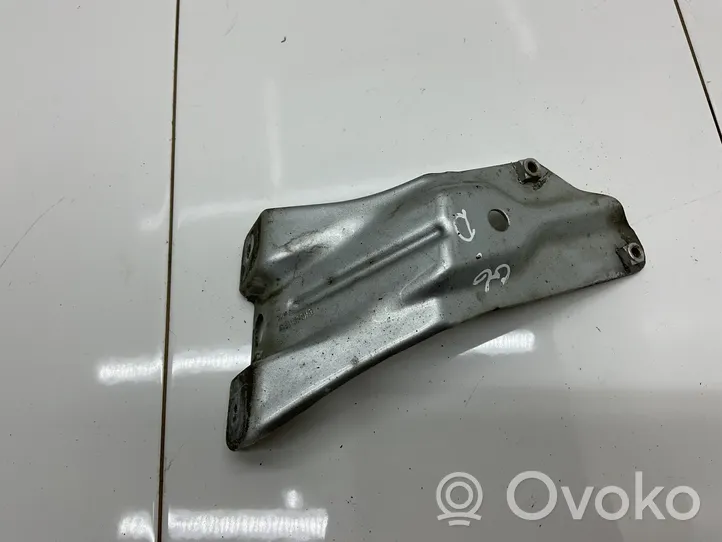 Volkswagen Golf VI Supporto di montaggio del parafango 5K6821138