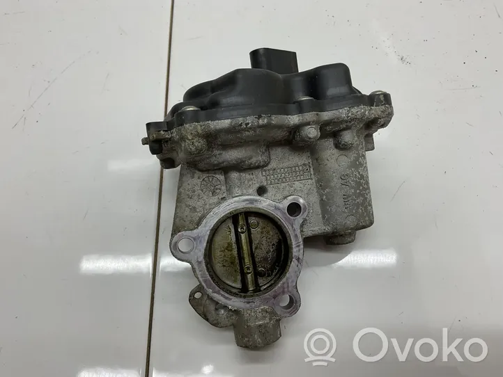 Volkswagen Jetta VI EGR valve 04L131501D