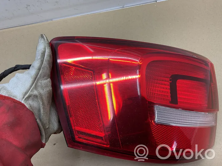 Volkswagen Jetta VI Rear/tail lights 