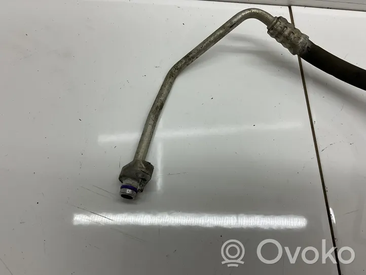 Volkswagen Golf VII Gaisa kondicioniera caurulīte (-es) / šļūtene (-es) 5Q0816741B