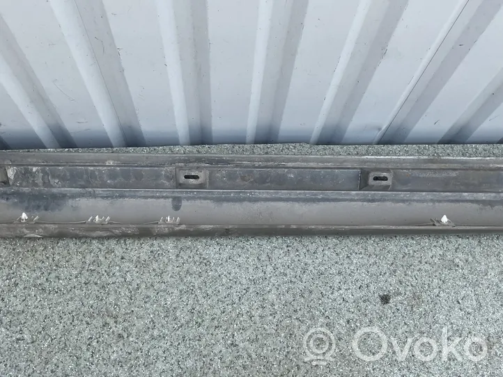 Volkswagen PASSAT B7 Sill 3AA853092C