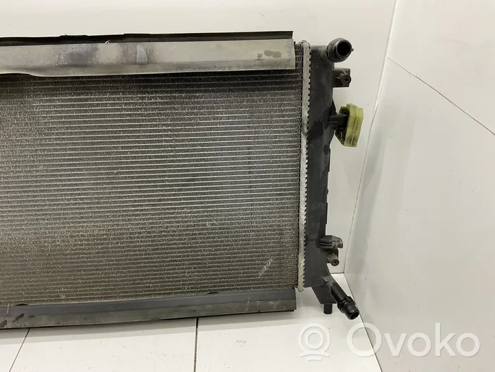 Volkswagen Golf VI Radiateur de refroidissement 1K0121251BN