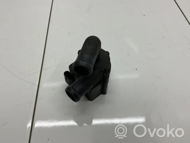 Volkswagen Tiguan Pompe à eau de liquide de refroidissement 5N0965561