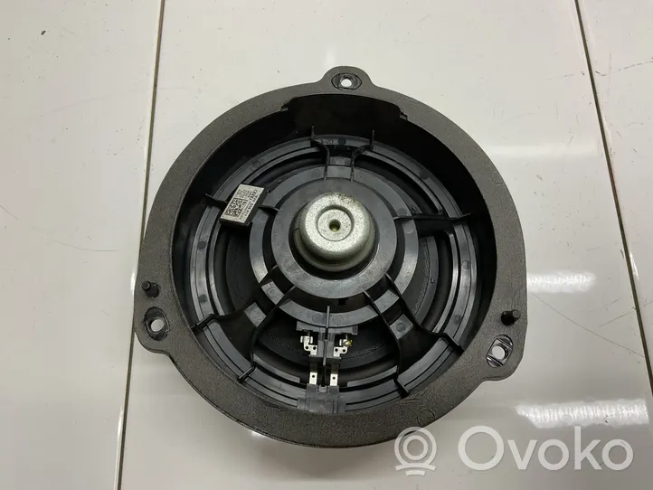 Audi A3 S3 8V Takaoven kaiutin 8V4035411