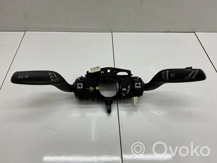 Audi A3 S3 8V Leva/interruttore dell’indicatore di direzione e tergicristallo 8V0953521