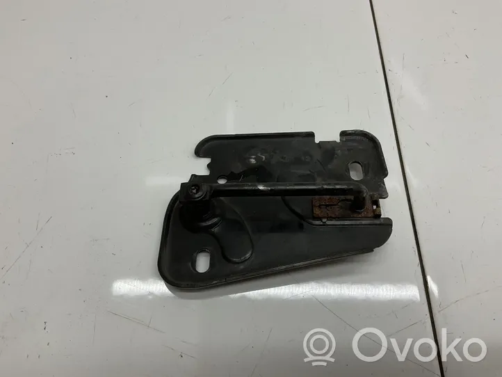 Audi A3 S3 8V Anello/gancio chiusura/serratura del vano motore/cofano 8V0823185B