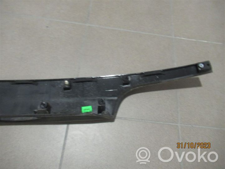 Honda CR-V Trunk door license plate light bar 540410010